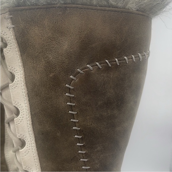 Sorel Brown and Cream Winter Boots - Picture 6 of 13